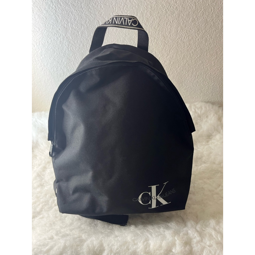 Calvin Klein Jeans Women's Nylon Logo Backpack - Black - Picture 2 of 10